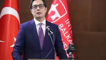 İBU, 'Eğitim perspektiflerinde insan hakları' konulu panel düzenledi