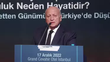 Türk Demokrasi Vakfı'nın Düzenlediği Demokrasi Şurası… Işın Çelebi: 'Bir Toplumda Zulüm Artıyorsa Ekonomi de Kendi İçine Kapanıyor'