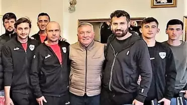 Başkan Kepenek, farklı kazanan Honazspor'u kutladı