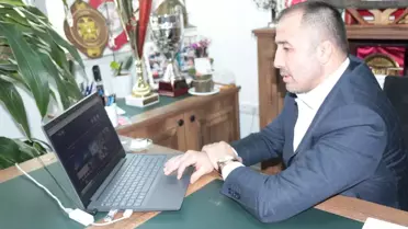 Türkiye Judo Federasyonu Başkanı Sezer Huysuz, AA'nın 'Yılın Fotoğrafları' oylamasına katıldı