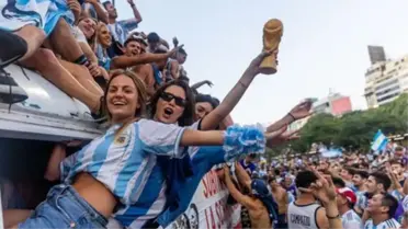 Kupa sevincini abartan Arjantin'de can pazarı! Hayatını kaybeden ve komaya girenler var
