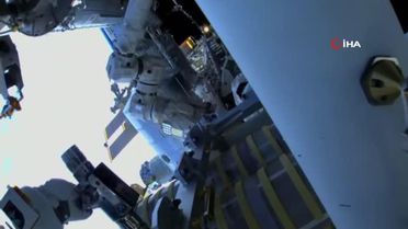 NASA astronotları uzay yürüyüşüne çıktı