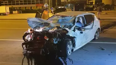 Alanya'da otomobille çarpışan kamyonetin sürücüsü hayatını kaybetti