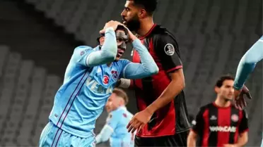 Son Dakika: Fırtına bozguna uğradı! Karagümrük, Trabzonspor'u 4-1'lik skorla mağlup etti