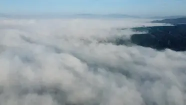 Düzce'de Bolu Dağı'nın eteklerinde sis tabakası oluştu
