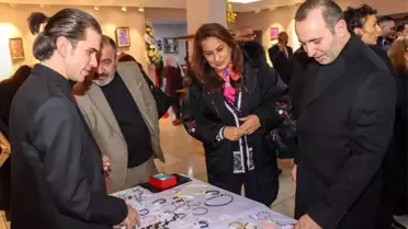 Engelli gençler el emeklerinin gelirini şehit ailelerine bağışladı