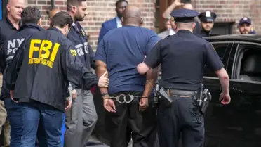New York'taki metro saldırganı, hakkındaki 'terör' dahil tüm suçlamaları kabul etti
