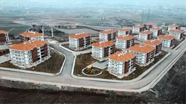 Bakan Nebati, 'Orta Gelirliye Yönelik Konut Kampanyası'nın detaylarını açıkladı: Peşinat yüzde 10 olacak, alınan konut 5 yıl satılamayacak