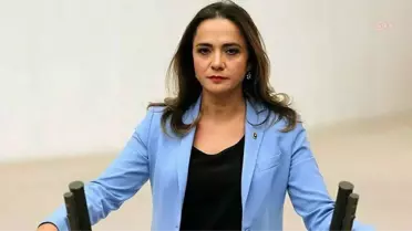 Gamze Akkuş İlgezdi'den Fahrettin Koca'ya 'Sahte Kanser İlacı' Sorusu: 'Uzun Zamandır Bilinen Bu Sahte İlaç Alımlarına İlişkin Herhangi Bir Suç...