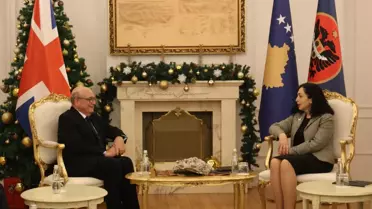 Kosova Cumhurbaşkanı Osmani, İngiltere'nin Batı Balkanlar temsilcisiyle görüştü