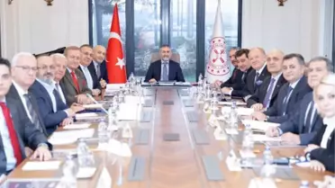 Bakan Nebati, TİM yönetim kurulu üyeleri ile bir görüşme gerçekleştirdi