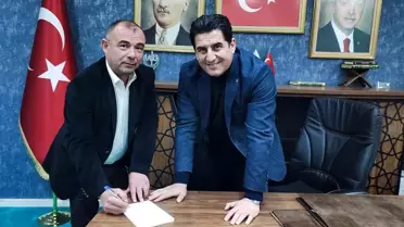 İYİ Parti'den istifa edip AK Parti'ye geçti