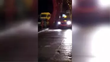 Fatih'te aracına aldığı 3 yolcu tarafından darbedilen taksici hayatını kaybetti