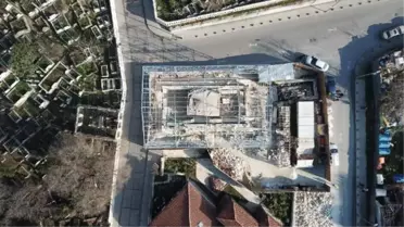 YANGINDA AĞIR HASAR GÖREN TARİHİ MERKEZEFENDİ FIRINI YENİDEN İNŞA EDİLİYOR