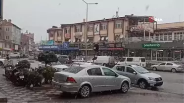 Afyonkarahisar'da kar yağışı etkili oldu