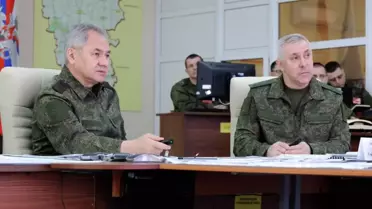 Rusya Savunma Bakanı Şoygu'dan Ukrayna'daki birlik komutanlarına ziyaret