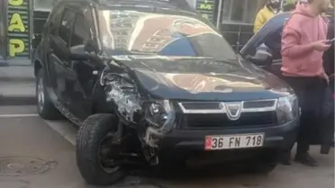 Kars'ta otomobilin çarptığı genç öldü