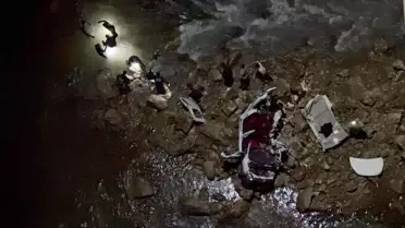 Batman'da otomobil köprüden uçtu: 2 ölü, 1 yaralı