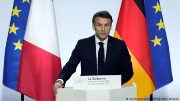 Macron: Almanya ve Fransa Avrupa'da öncü olmalı