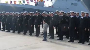 TCG Burgazada 1045 saat seyrin ardından ana limana döndü