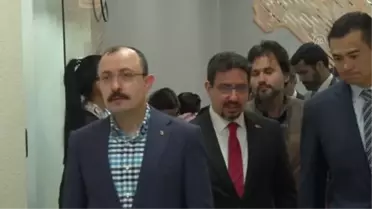 Ticaret Bakanı Mehmet Muş, beraberindeki heyet ile Business Forum'a katılmak üzere Venezuela'da