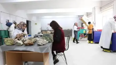 DİYARBAKIR - Doğadaki taşlar Diyarbakır'da kadınların elinde değerleniyor