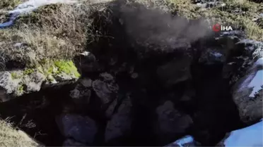 Nemrut'un yazın kuruyan 'Buhar Bacaları' yeniden aktifleşmeye başladı