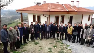 Ak Parti Genel Başkan Yardımcısı Karaaslan, Manavgatlı yangınzedeler ile buluştu