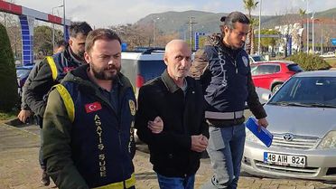 Alzheimer hastası, yatalak ablasını tuz ruhu içirerek öldürüp, intihara kalkıştı (2)