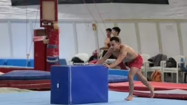 Dünya şampiyonu milli cimnastikçi Adem Asil, olimpiyatlara odaklandı