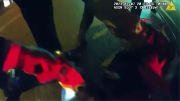 Polisin ölümüne neden olduğu Nichols'un olay anı görüntüleri yayınlandı