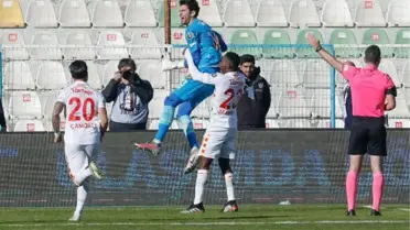 Göztepe Arda'yı kazandı