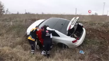 Kazada yaralanan vatandaşın yaptığı herkesi şaşırttı, 'Çok soru soruyorsunuz' diyerek ambulanstan indi
