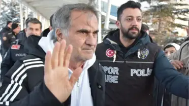 Beşiktaş'a Sivas'ta meşaleli karşılama
