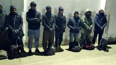 Afgan göçmenlerin yaşadıkları 'Banker Bilo' filmini akıllara getirdi