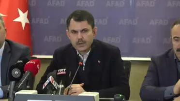 7,7 Büyüklüğündeki Deprem 10 İli Vurdu... Murat Kurum: 'Gereksiz Trafik Yükünden Kaçınılmasını Önemle Rica Ediyoruz'