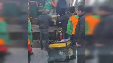 Çankaya Belediyesi'nden Deprem Bölgesine 27'si Tır 70 Araçlık İnsani Yardım