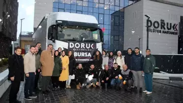 Doruk'tan Hatay Sahra Hastanesi'ne bir tır sağlık malzemesi ve ilaç desteği