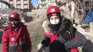 174 saat sonra enkazdan 'Ardıç' isimli kedi kurtarıldı