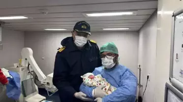 Depremzede Merve, savaş gemisi Bayraktar'da doğum yaptı
