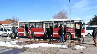 Akşehir Belediyesi'nden depremzedeler için ücretsiz servis