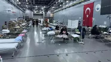 Hastaneye dönüştürülen 'TCG Bayraktar' gemisinde 20 ameliyat