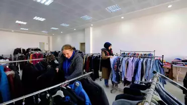 Akdağmadeni'nde depremzedeler için ihtiyaç mağazası kuruldu