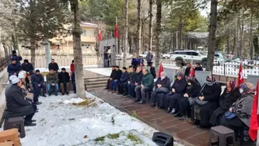 Çığ altında kalarak şehit düşen Ufuk Deniz, kabri başında anıldı