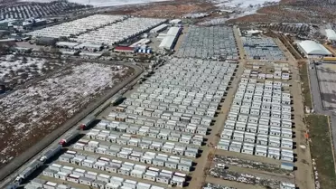 Depremden etkilenenlere kısa çalışma ödeneği ve nakdi ücret desteği