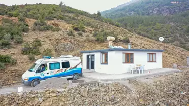 Gazipaşa Belediyesi, Yangında Evlerini Kaybeden Yıldız Ailesi'ni Yeni Evine Kavuşturdu