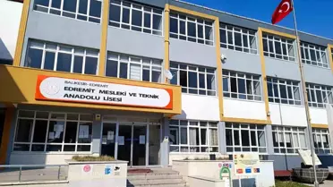 Edremit'te 3 Lise binası güçlendirme için tahliye edildi