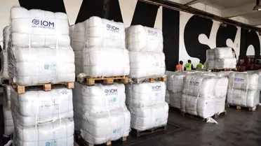 BM GÖÇ ÖRGÜTÜ'NÜN 240 TONLUK YARDIMI KENYA'DAN TÜRKİYE'YE GELDİ