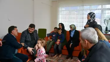 AK Parti Ankara Milletvekili Çam'dan depremzedelere ziyaret