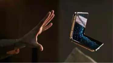 OnePlus doğruladı! Katlanabilir telefon resmen geliyor
